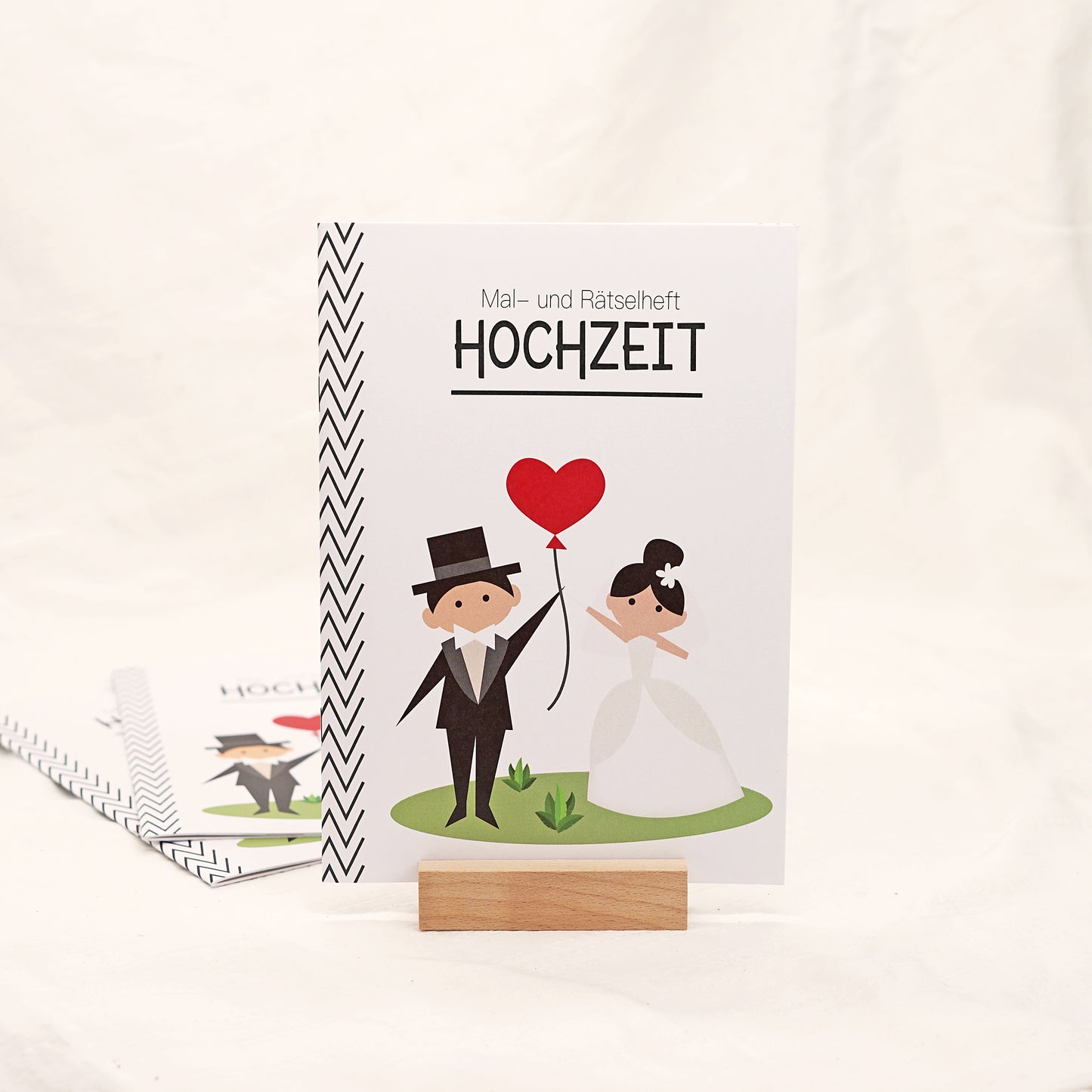 Hochzeit Mal- und Rätselheft (inkl. Stifte)  -  "Leo"